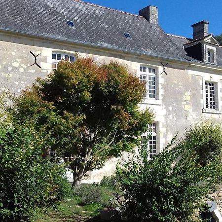 Manoir De La Fontaine Du Chene Bed and Breakfast Coutures  Buitenkant foto