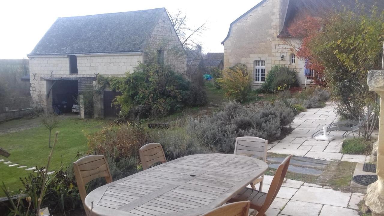Manoir De La Fontaine Du Chene Bed and Breakfast Coutures  Buitenkant foto
