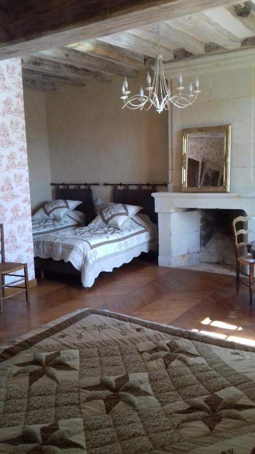 Manoir De La Fontaine Du Chene Bed and Breakfast Coutures  Buitenkant foto