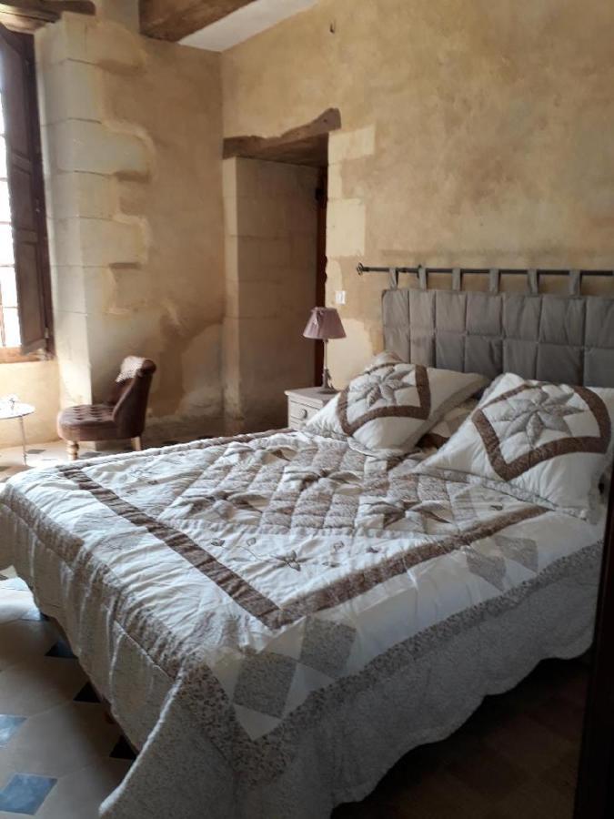 Manoir De La Fontaine Du Chene Bed and Breakfast Coutures  Buitenkant foto